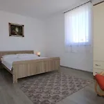 In - Insel Krk 13454 Apartman Silo (Krk)
