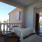 In - Insel Krk 13454 Apartman