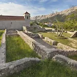 In - Insel Krk 13454 Šilo